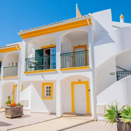 דירה Lily - Fabulous 1-bed With Roof Terrace קארבואירו