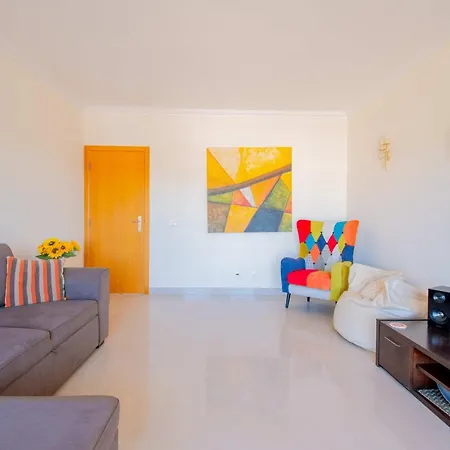 דירה Lily - Fabulous 1-bed With Roof Terrace