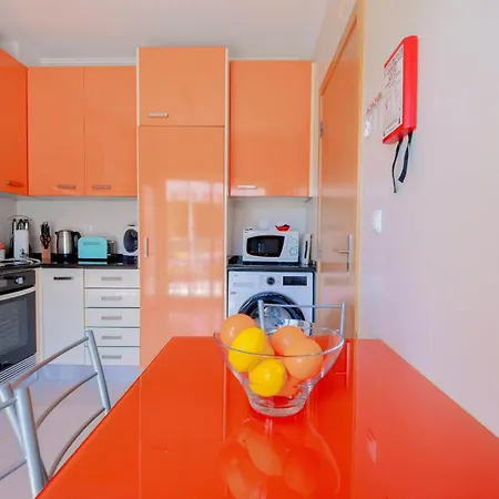 아파트 Lily - Fabulous 1-bed With Roof Terrace *
