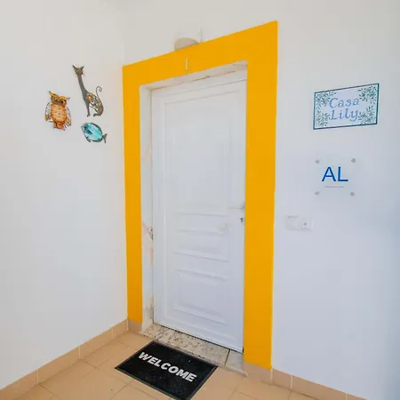 Lily - Fabulous 1-bed With Roof Terrace 아파트 카르보에이루