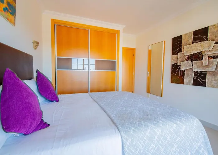 Lily - Fabulous 1-bed With Roof Terrace Apartamento *