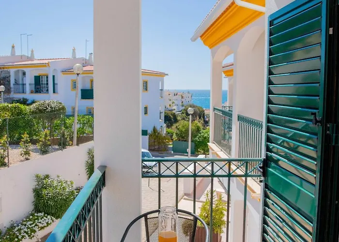 Apartamento Lily - Fabulous 1-bed With Roof Terrace