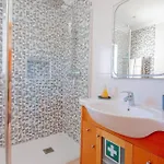 Lily - Fabulous 1-bed With Roof Terrace דירה קארבואירו