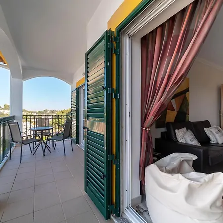 דירה Lily - Fabulous 1-bed With Roof Terrace *