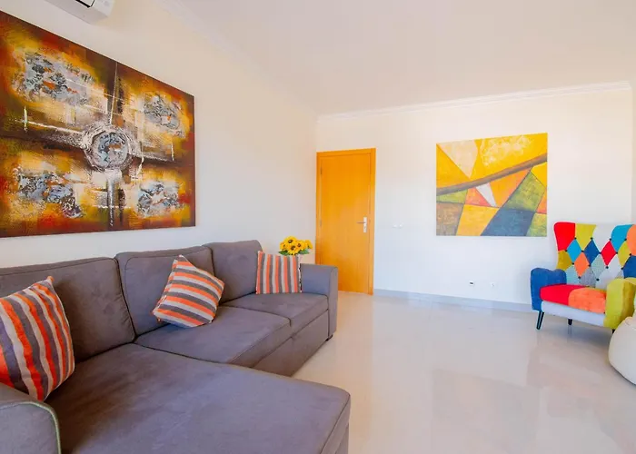 Lily - Fabulous 1-bed With Roof Terrace Carvoeiro (Lagoa)