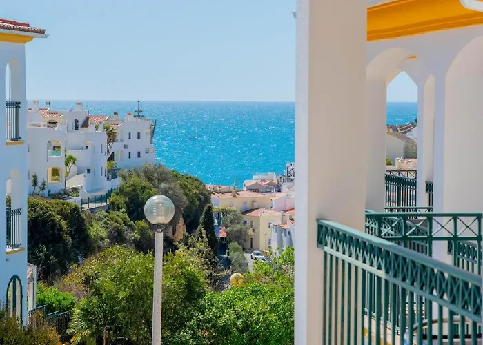 Lily - Fabulous 1-bed With Roof Terrace Apartamento *