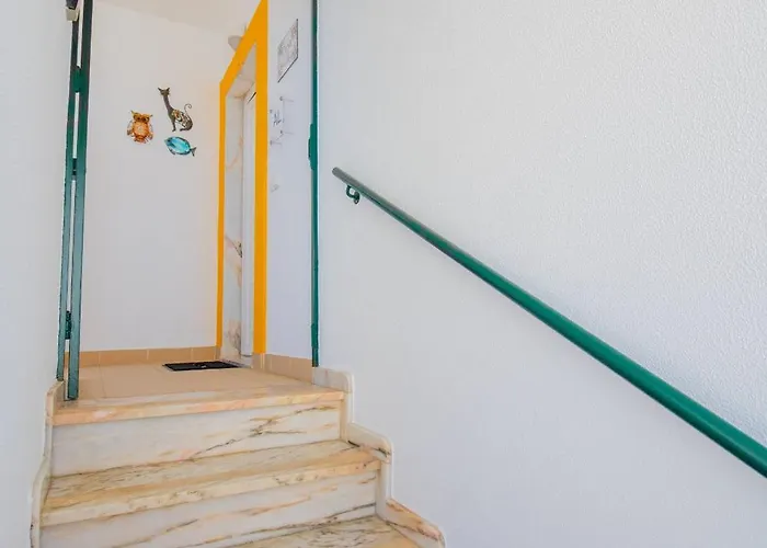Apartamento Lily - Fabulous 1-bed With Roof Terrace Carvoeiro (Lagoa)
