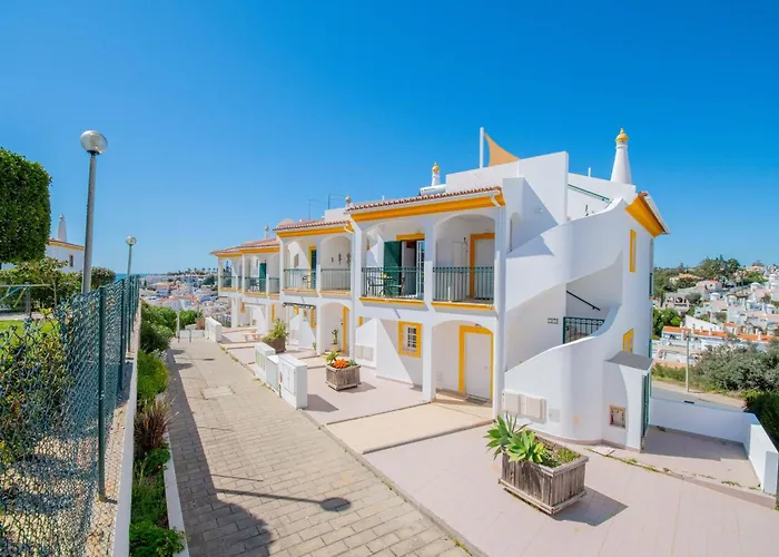 Lily - Fabulous 1-bed With Roof Terrace *