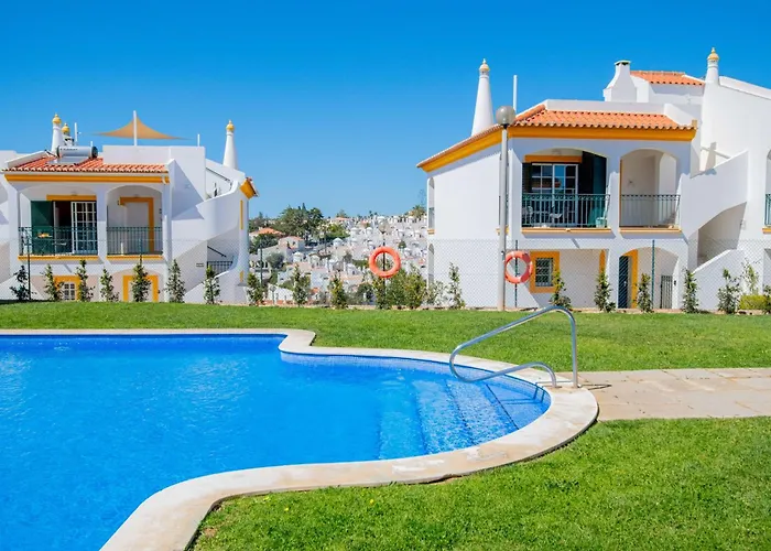 Lily - Fabulous 1-bed With Roof Terrace